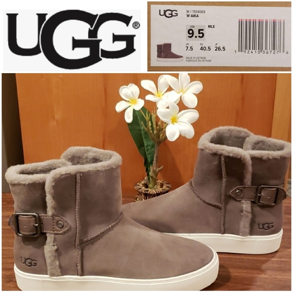 UGG | Shoes | Ugg Aika Mole Suede Boots 